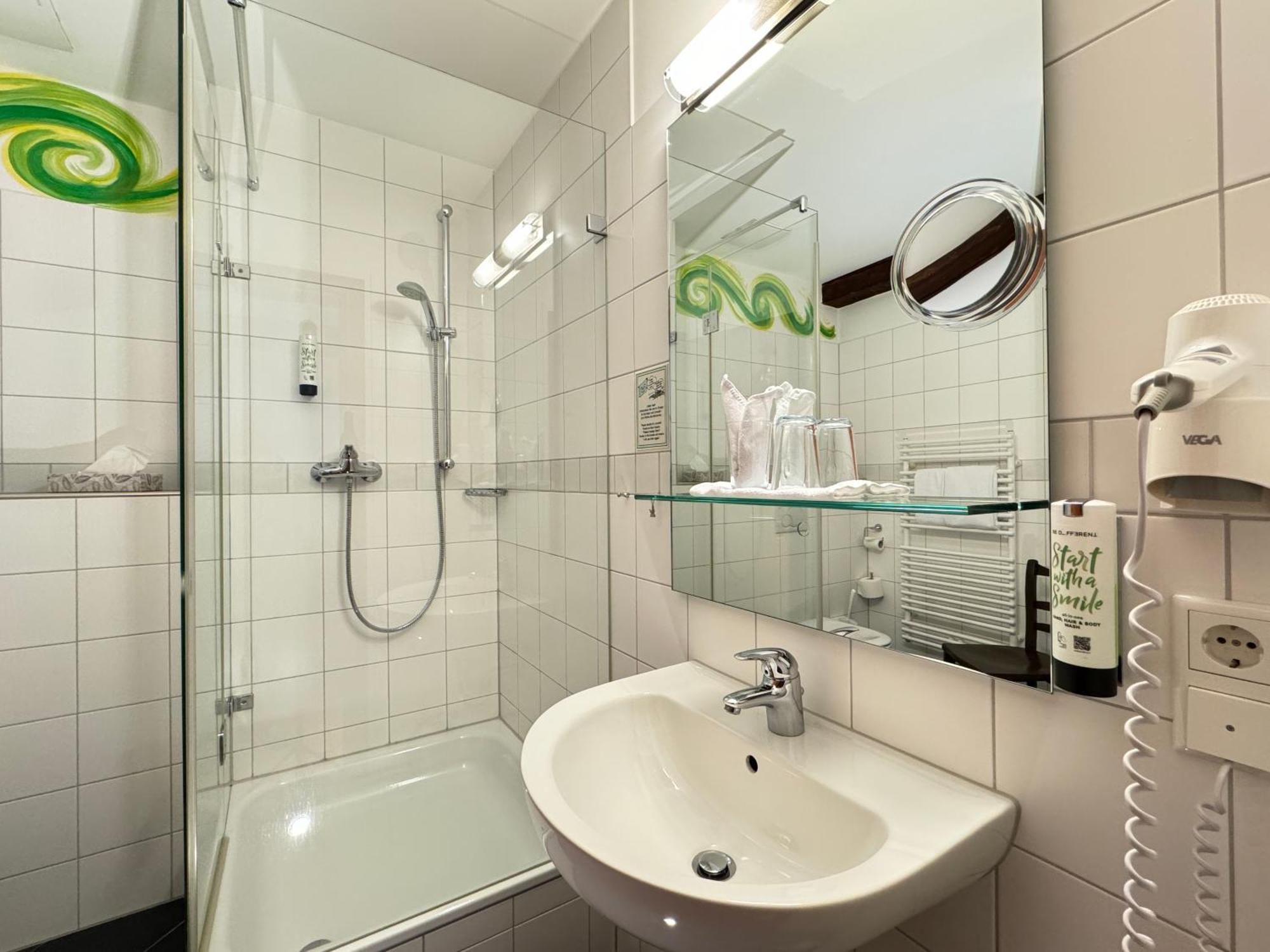 Hotel Haimerlhof Wolnzach Buitenkant foto