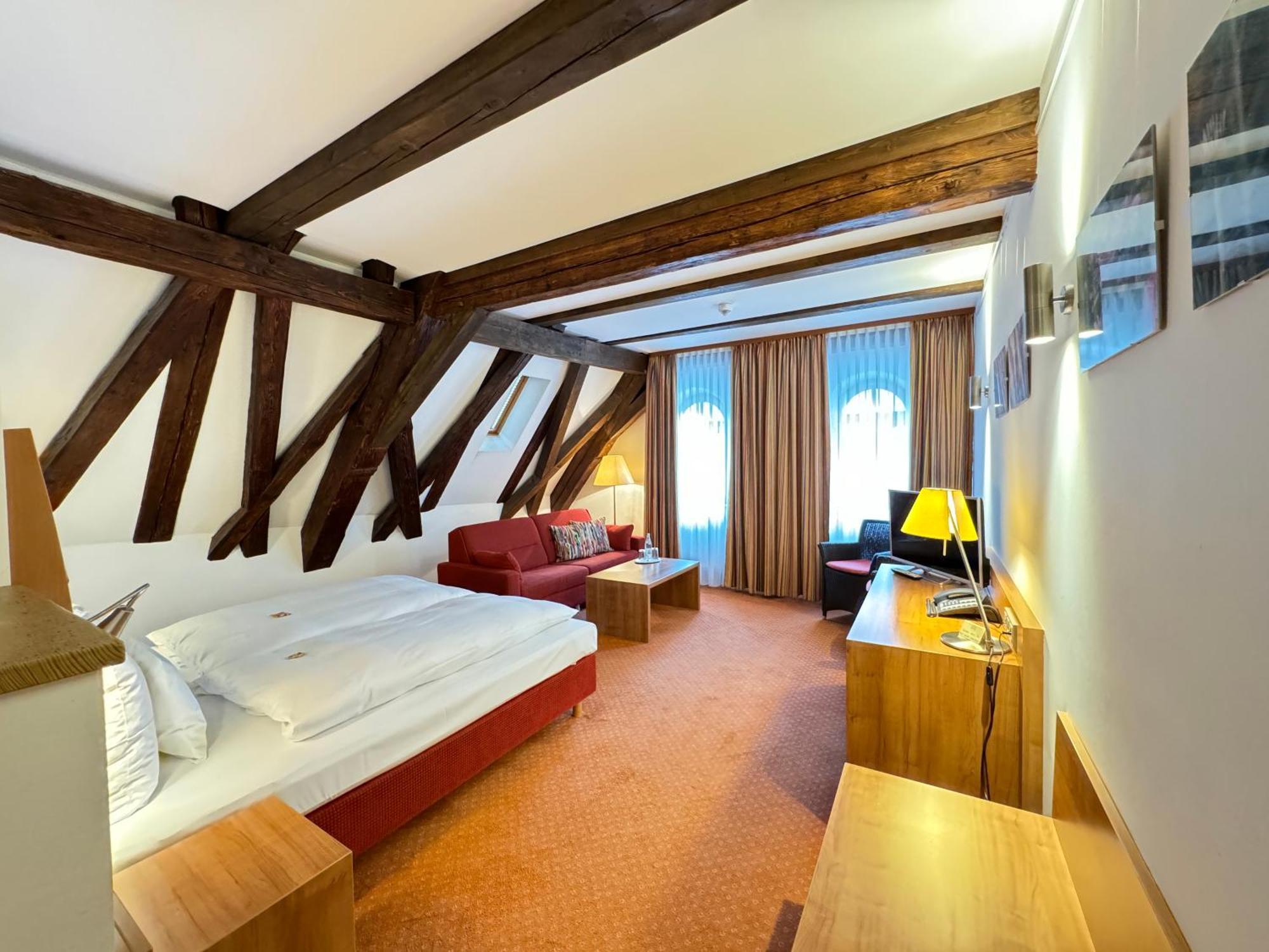 Hotel Haimerlhof Wolnzach Buitenkant foto